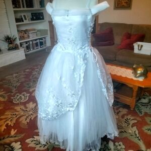 Gorgeous Communion Baptism White Dress Gown Size 18
